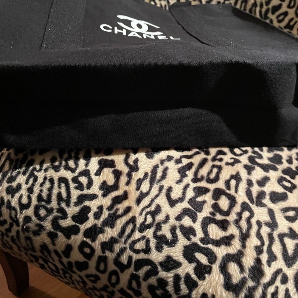 Black Logo’d Tote Bag w/Web Handles & Long Strap. - Picture 4 of 4